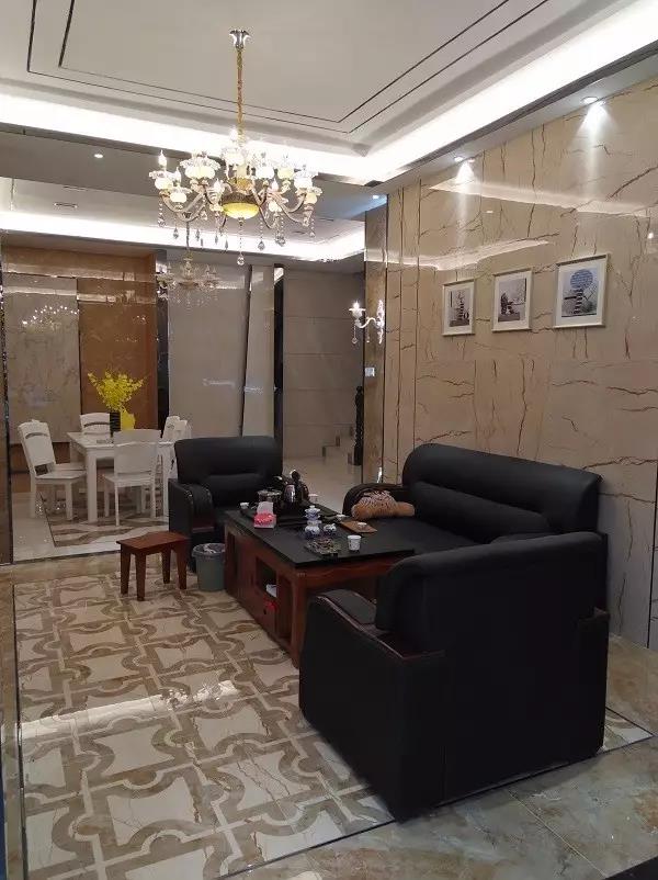 让艾筑家，开业巨惠——糖心LOGO柚子猫陶瓷砖湖南衡阳专卖店与您有个约“惠”！